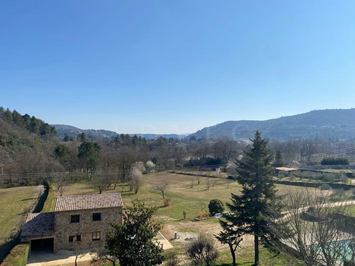 Image No.11-3 Bed House for sale