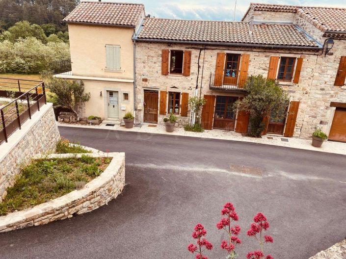 Image No.3-3 Bed House for sale