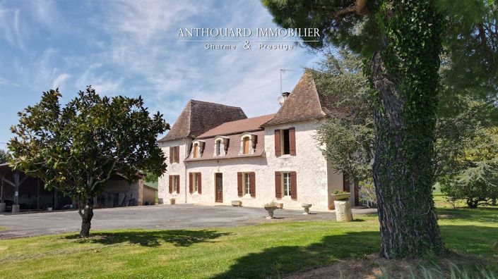 Image No.1-4 Bed House for sale