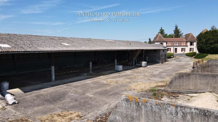 Image No.17-4 Bed House for sale