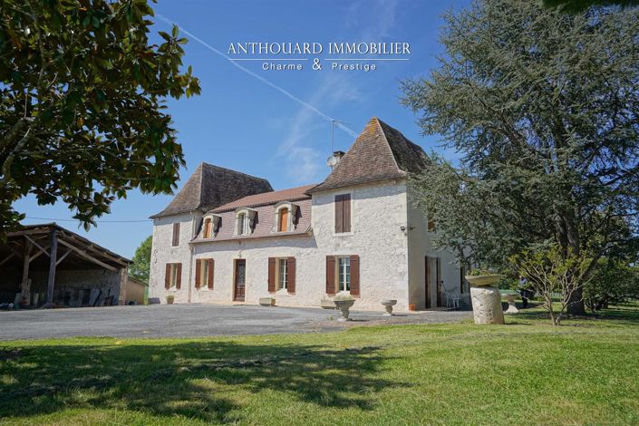 Image No.2-4 Bed House for sale