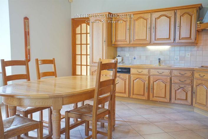 Image No.22-4 Bed House for sale