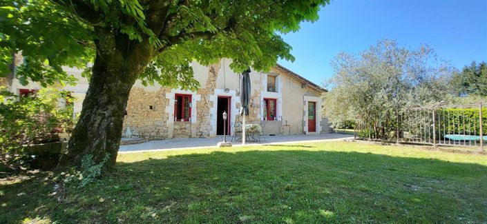 Image No.1-4 Bed House for sale