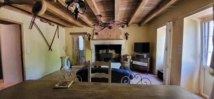 Image No.12-4 Bed House for sale