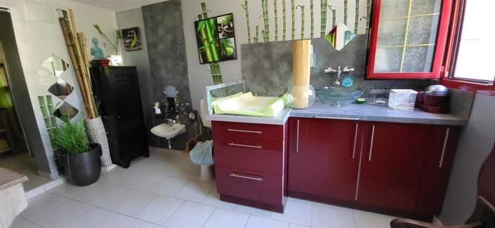 Image No.22-4 Bed House for sale