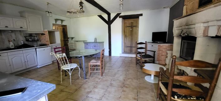 Image No.8-4 Bed House for sale