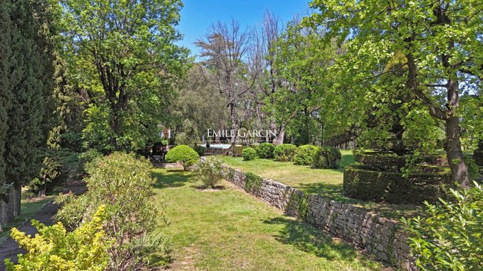 Image No.4-7 Bed Property for sale