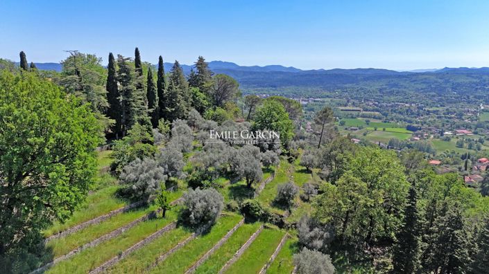 Image No.5-7 Bed Property for sale