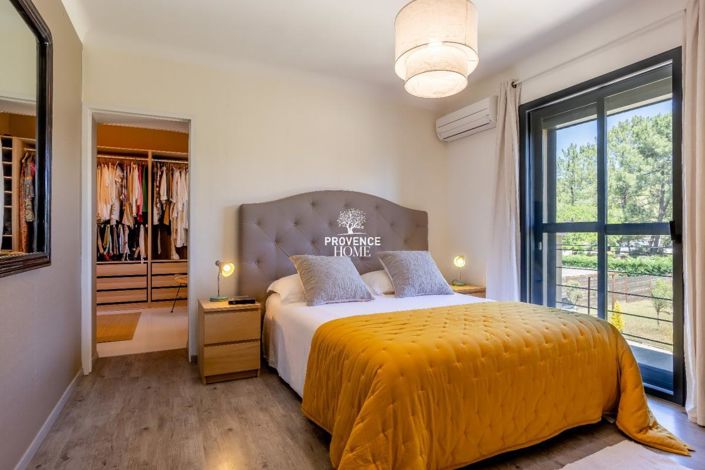 Image No.10-5 Bed House for sale