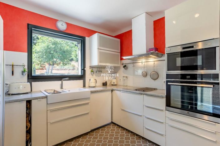 Image No.13-5 Bed House for sale