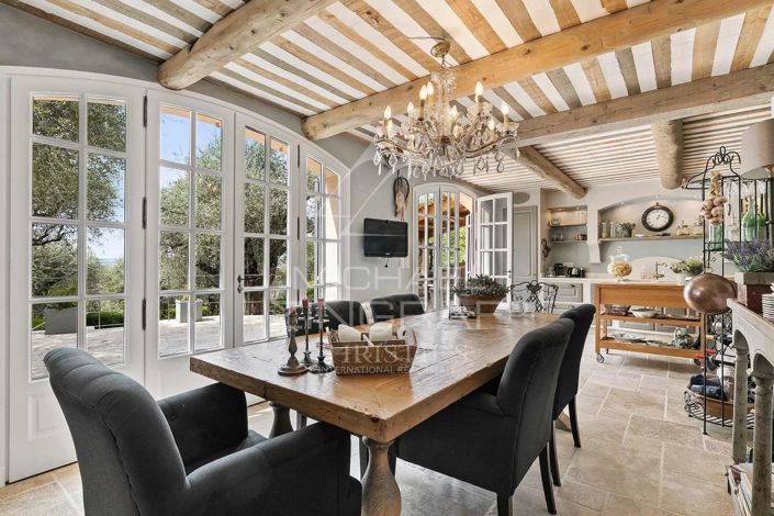 Image No.5-5 Bed House for sale