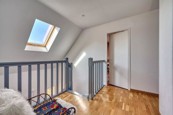 Image No.10-4 Bed House for sale