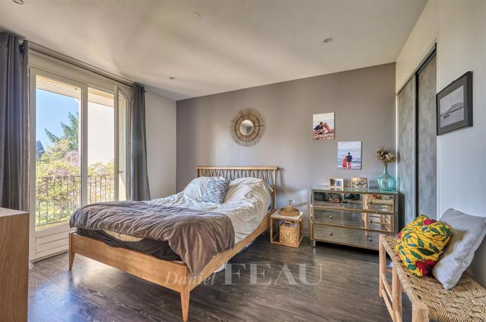 Image No.11-4 Bed House for sale