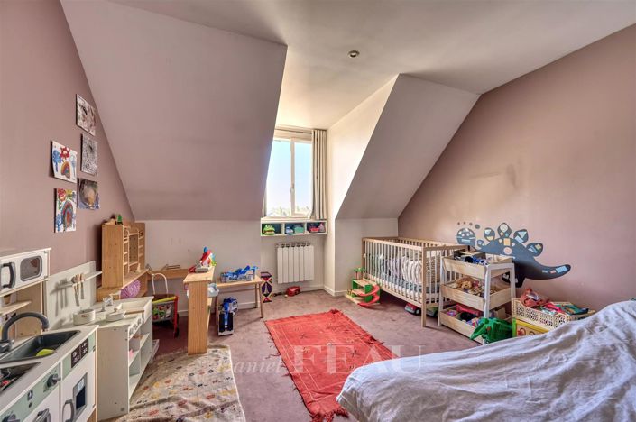 Image No.14-4 Bed House for sale