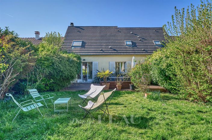 Image No.17-4 Bed House for sale