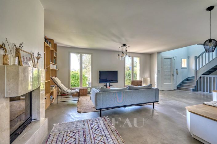 Image No.5-4 Bed House for sale