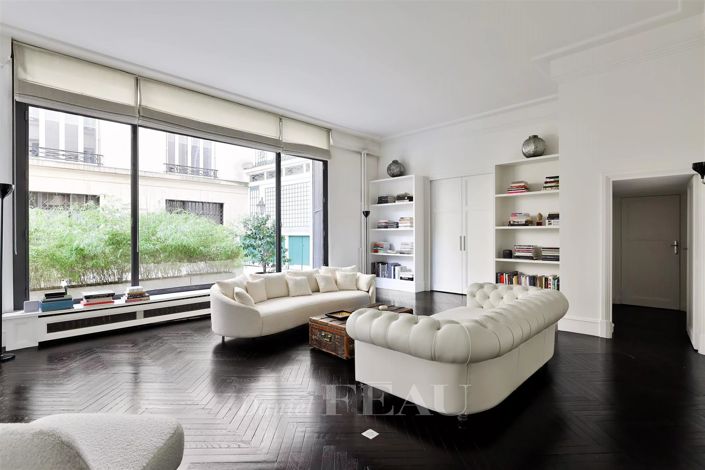 Image No.1-3 Bed Apartment for sale