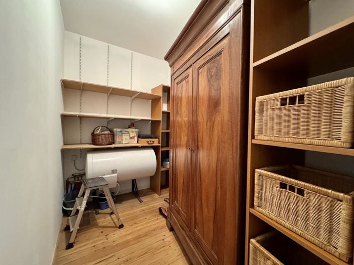 Image No.11-1 Bed Apartment for sale