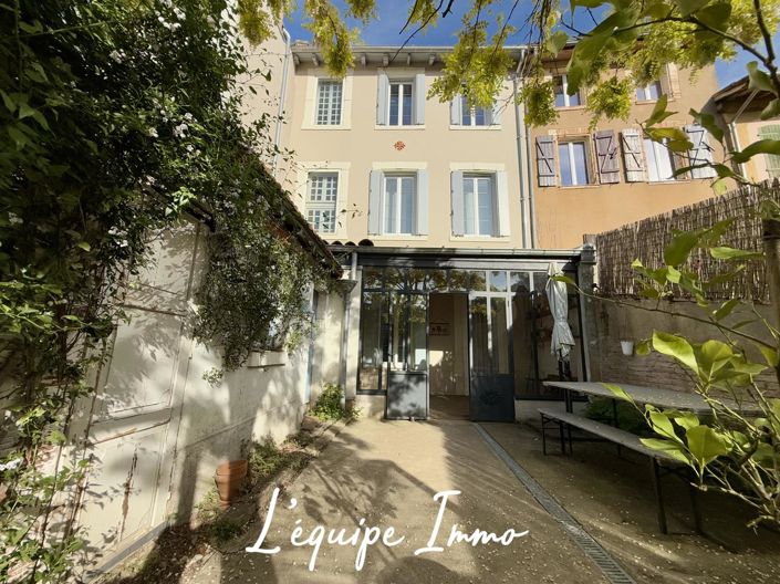 Image No.1-5 Bed House for sale