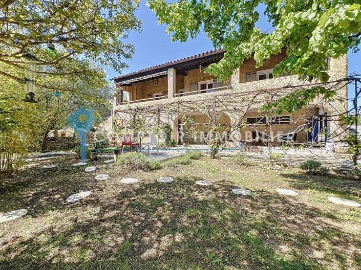 Image No.1-5 Bed House for sale
