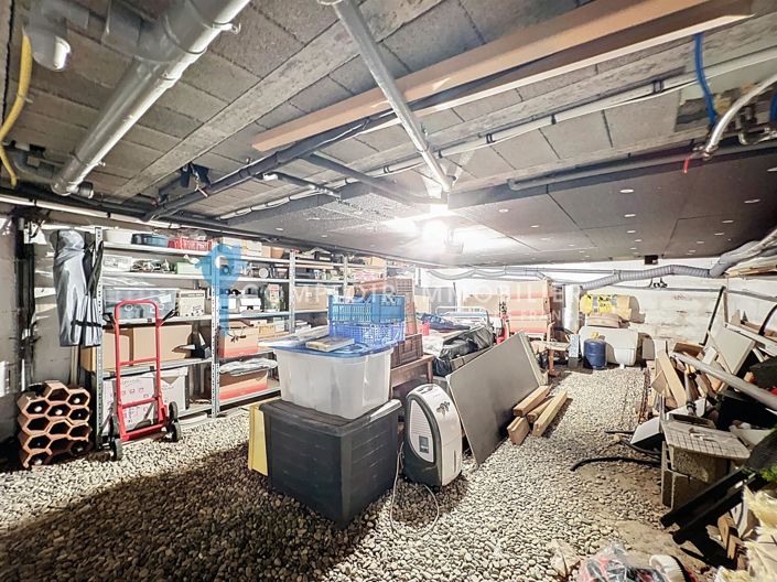 Image No.15-5 Bed House for sale