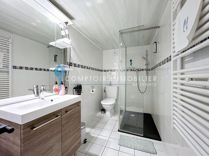 Image No.23-5 Bed House for sale