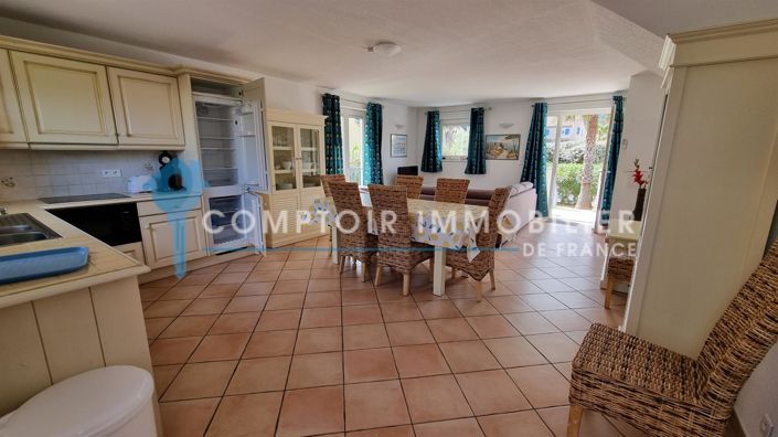 Image No.5-4 Bed House for sale