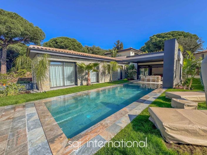 Image No.2-4 Bed House for sale