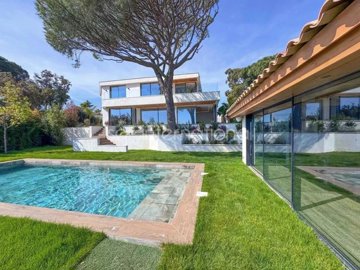 1 - Sainte-Maxime, House