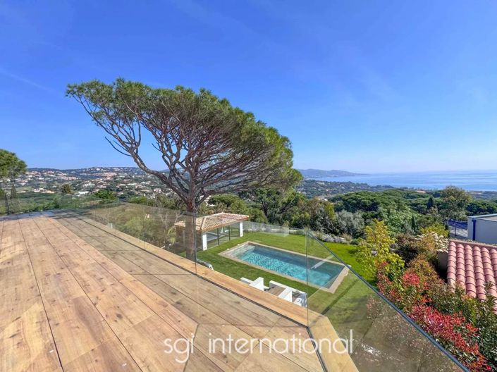 Image No.1-5 Bed House for sale