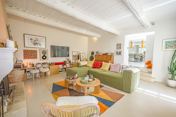 Image No.10-3 Bed House for sale