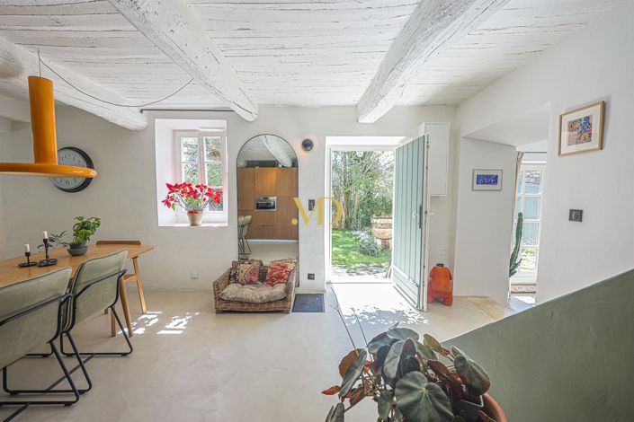 Image No.19-3 Bed House for sale