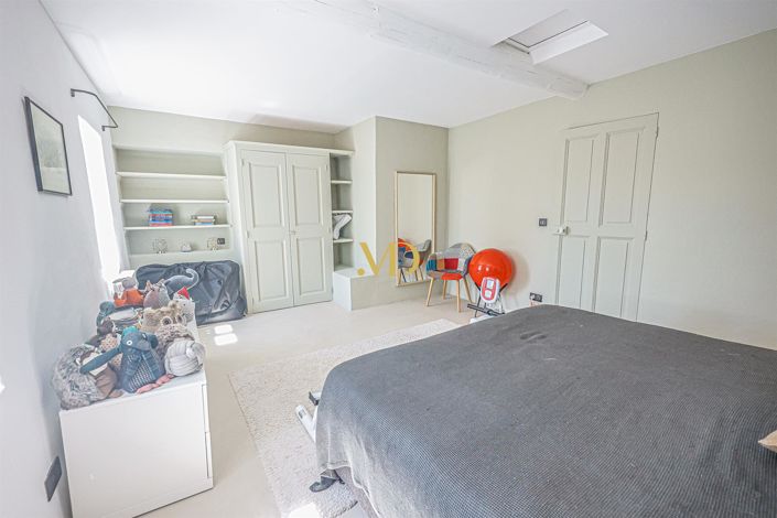 Image No.31-3 Bed House for sale