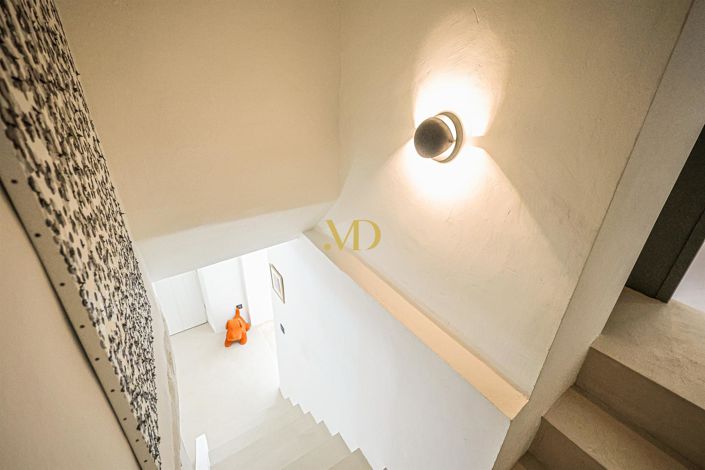 Image No.32-3 Bed House for sale