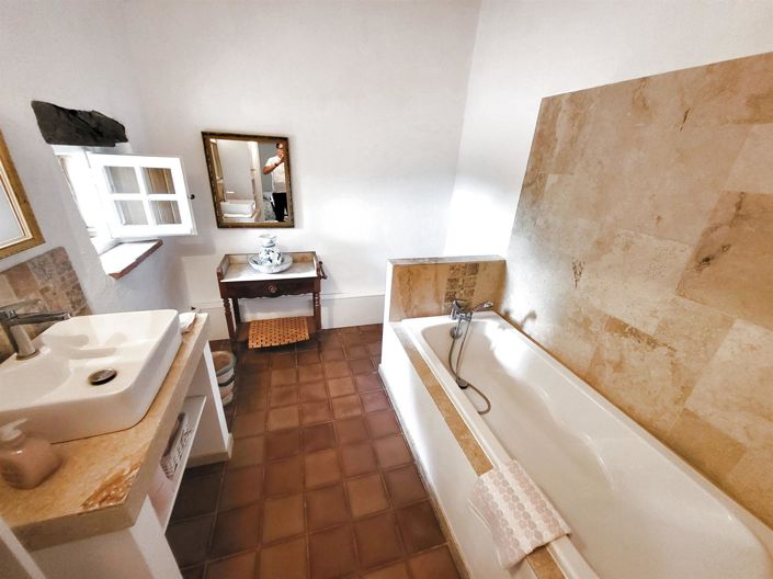 Image No.12-3 Bed House for sale