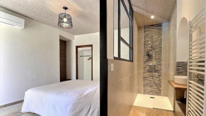 Image No.11-4 Bed House for sale