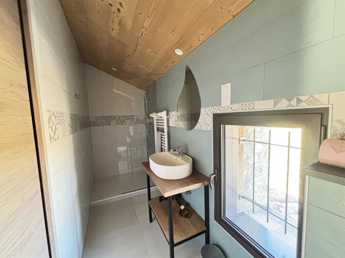 Image No.13-4 Bed House for sale