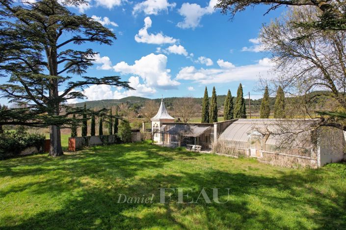 Image No.6-17 Bed House for sale