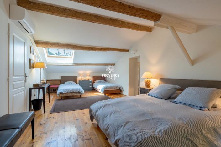 Image No.18-Maison de 6 chambres à vendre à L'Isle-sur-la-Sorgue