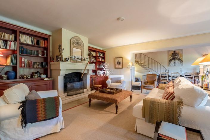 Image No.8-Maison de 6 chambres à vendre à L'Isle-sur-la-Sorgue