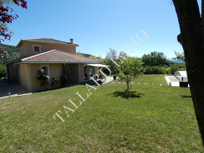 Image No.24-3 Bed House for sale