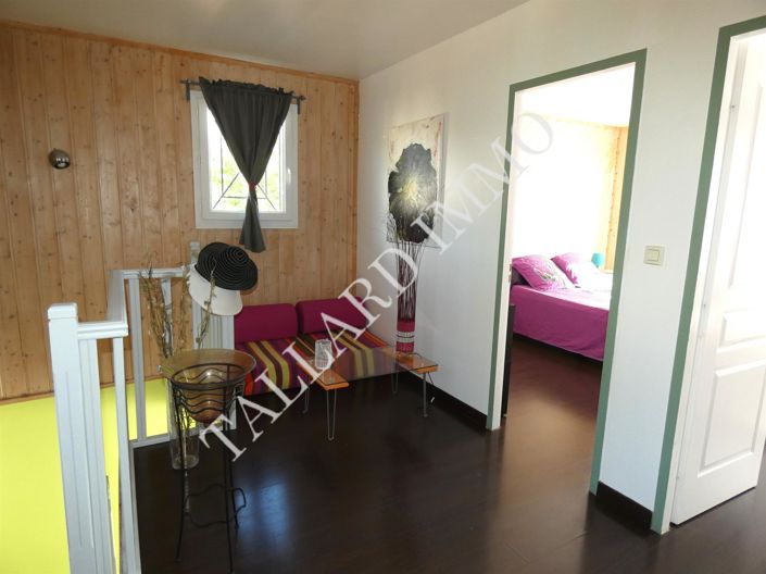 Image No.7-3 Bed House for sale