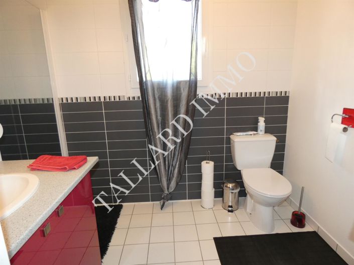 Image No.9-3 Bed House for sale