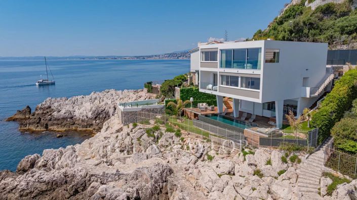 Image No.1-4 Bed House for sale