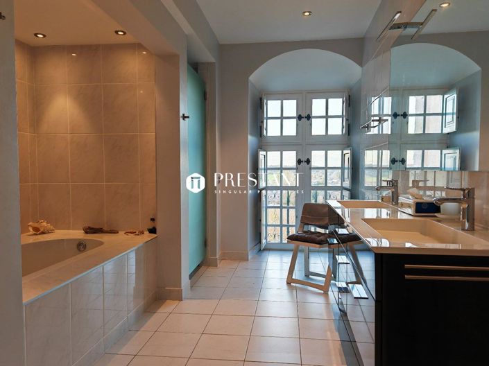 Image No.19-Propriété de 6 chambres à vendre à Angoulême