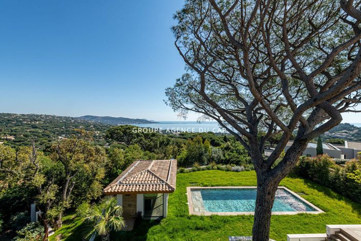 Image No.12-5 Bed Property for sale