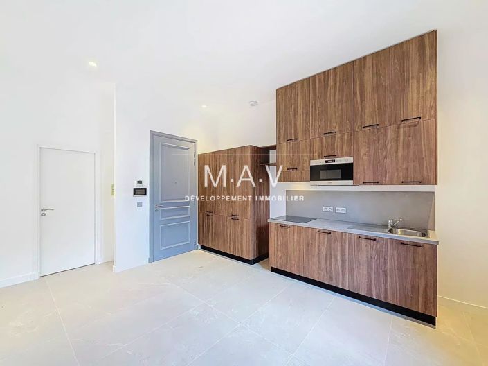 Image No.8-Apartment for sale