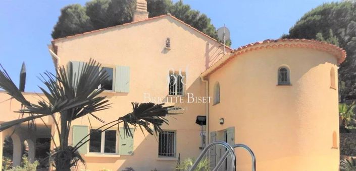 Image No.7-4 Bed House for sale