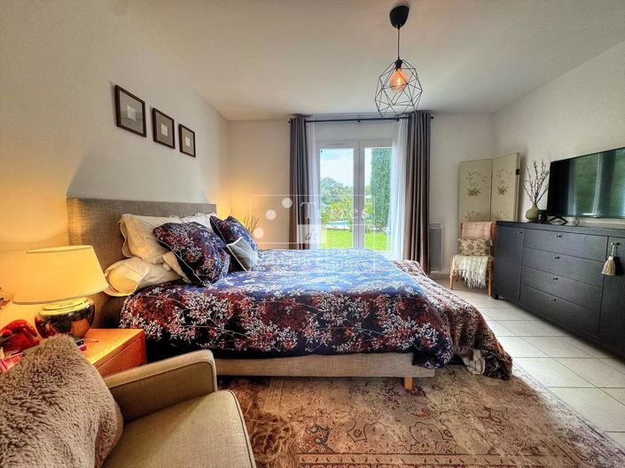 Image No.13-5 Bed House for sale