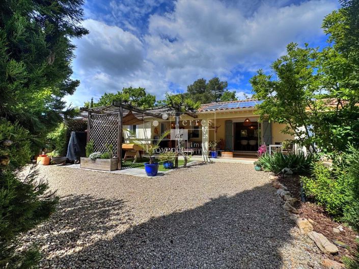 Image No.4-5 Bed House for sale